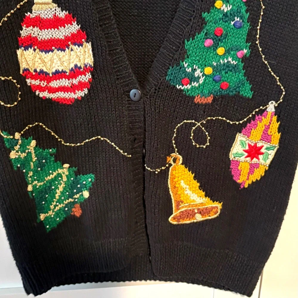 Talbots Women's Black Hand Knit Beaded Embroidered Christmas Sweater Vest Size M